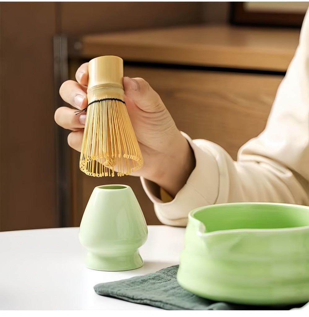 Matcha Set, 5 Pcs Japanese Matcha Whisk Set – 16oz Bowl with Spout, Bamboo Scoop