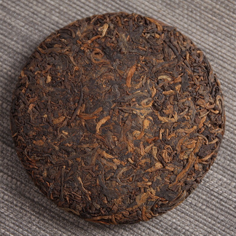 Yunnan Raw Material Puerh Cake Tea Golden Bud Small Cake Palace Ripe Tea 100g
