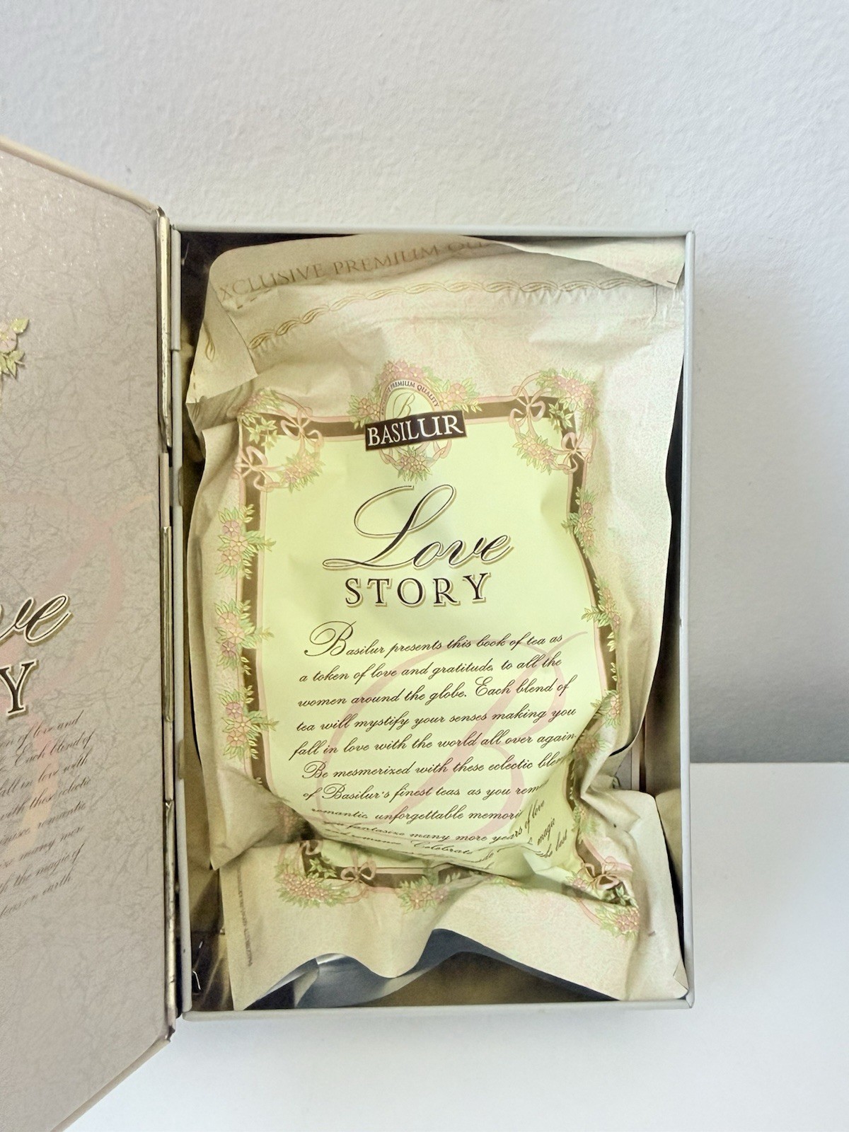 Basilur Ceylon Black Tea Book Collection, Love Story Volume II, (3.5oz)