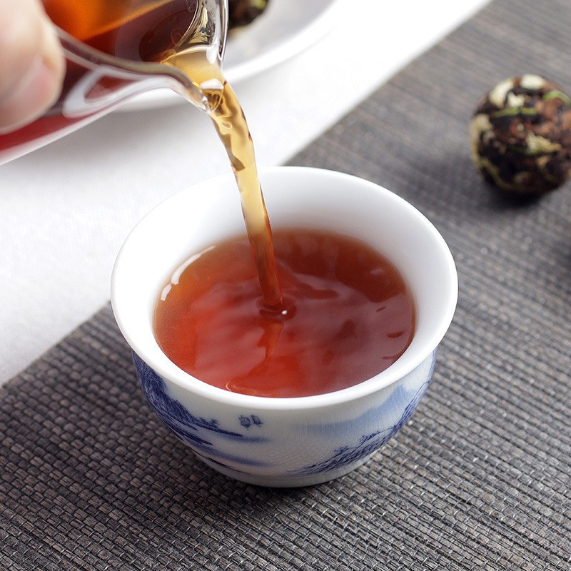 120g High-quality Yunnan Jasmine Pu’er Tea Rich Aroma Canned Tea Bulk Longzhu