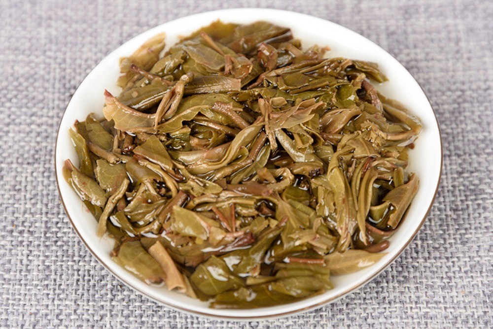 Yiwu Raw Puer Tea Cake 50g – Yunnan Healthy Drink Tea