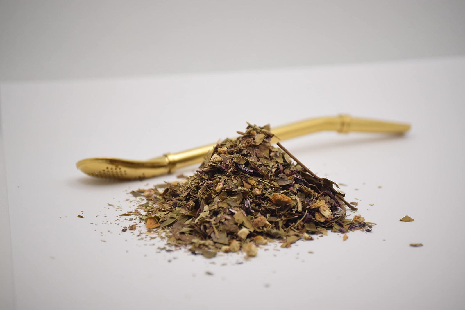“Multi-Vitamin Premium White Tea” 100% All Natural Herbs: (Mango Strawberry F…