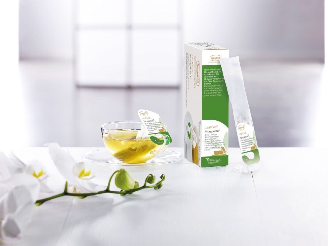 Ronnefeldt Leafcup® Morgentau. 15 Green tea Bags with mango & citrus flavor.Made