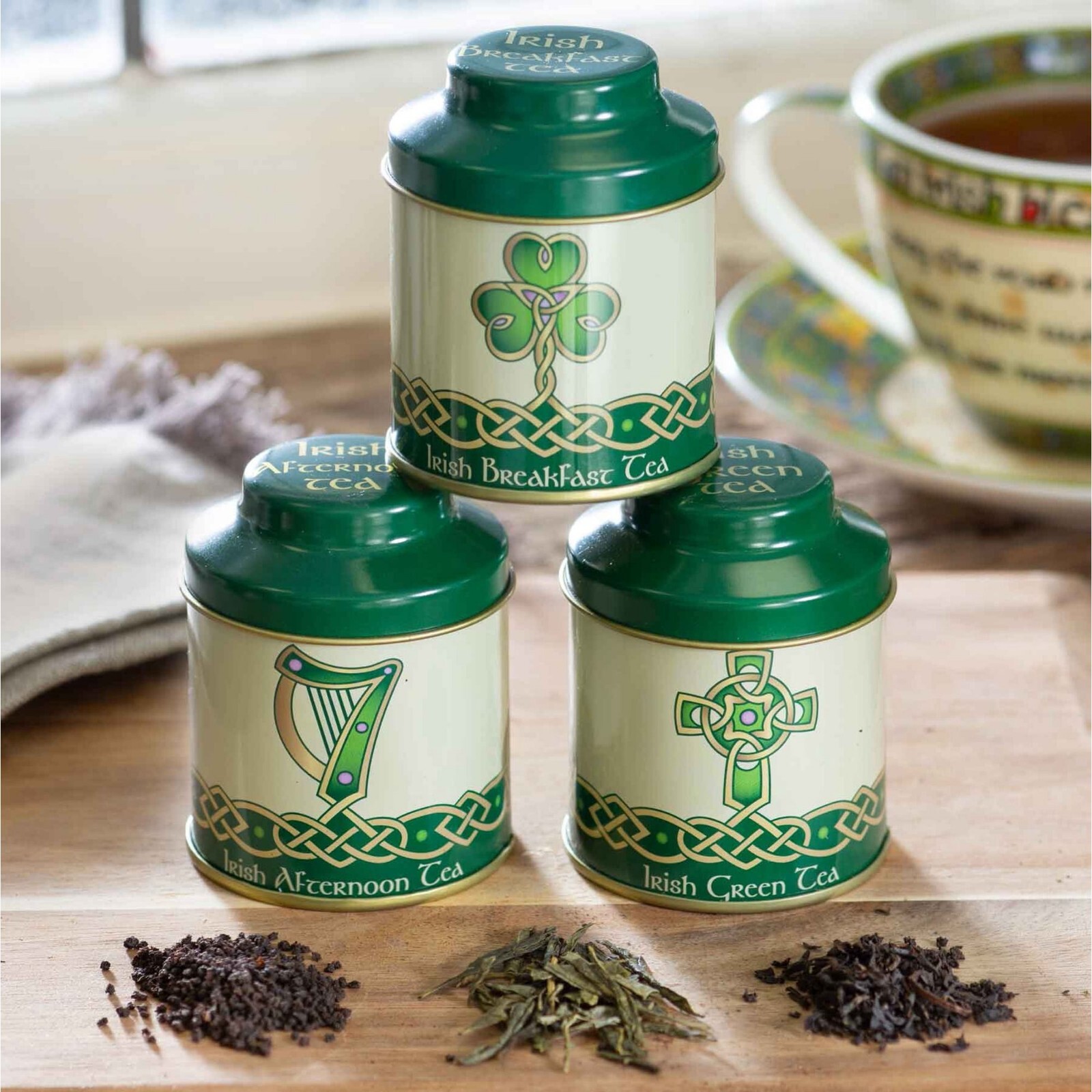 Tea Time in Ireland – Irish Icons Emblems 20g Set of 3 Tin Tea by Royal Tara