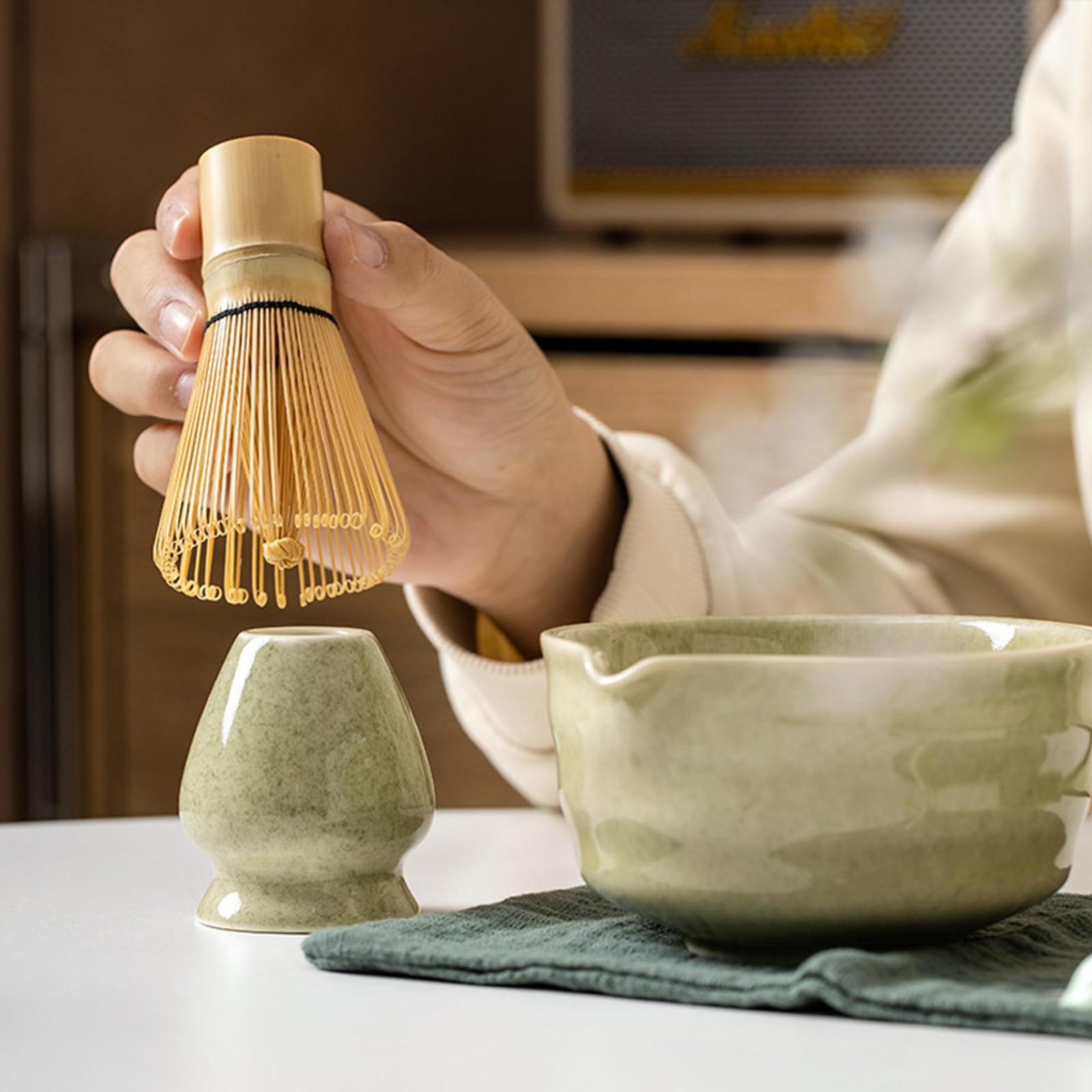 CAMATET Matcha Bowl with Spout, 500 ml/18 oz Ceramic Large, Green