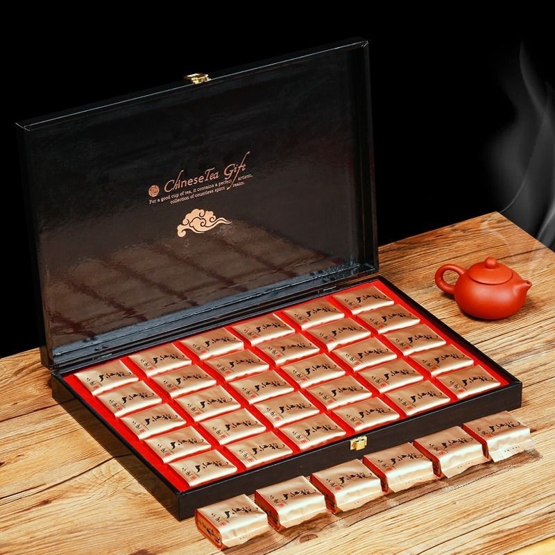25 packs of Dahongpao tea, each weighing 20 grams, with a premium gift box