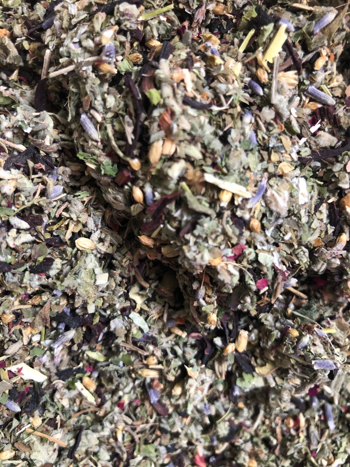Lavender Yarrow Marsh Hibiscus Mint Rose Skullcap Damiana Raspberry – no.48 mix