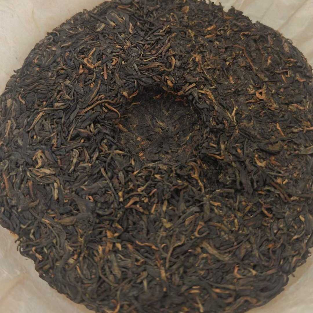 1980s Vintage “Zen Tea One Flavor” (Chan Cha Yi Wei) Aged Pu-erh Tea Cake 357g