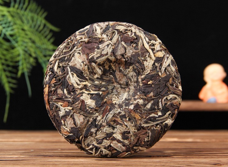 Yunnan Yue Guan Bai Puer MoonLight 100g Yunnan White Tea Buds Raw Ancient Tree
