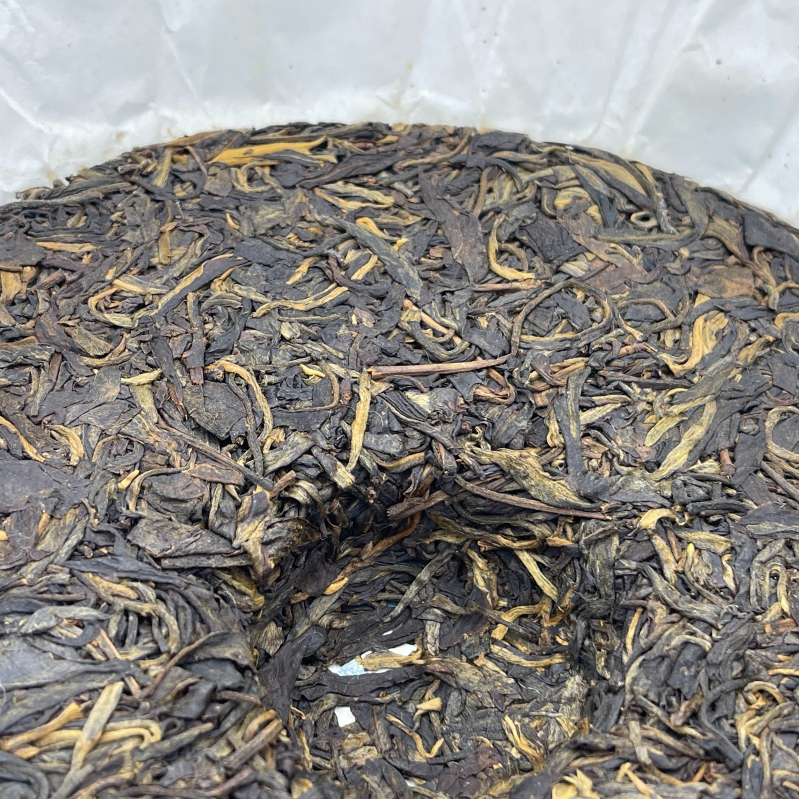 Manla Mountain Raw Pu-erh Tea Cake, “Cheng Yun” Series by Yuanyuantang, 375g