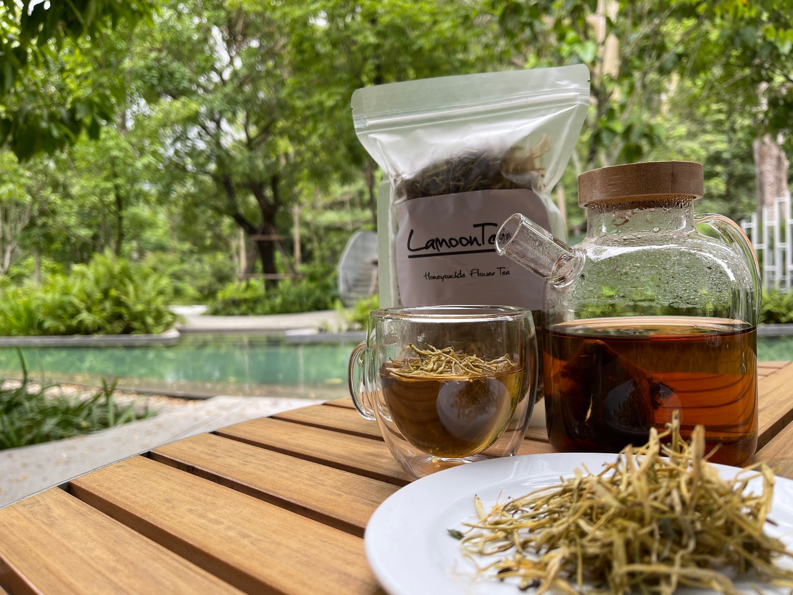HoneySuckle Flower Dried Herb Herbal Powder Tea Stamen Pollen | LAMOON TEA