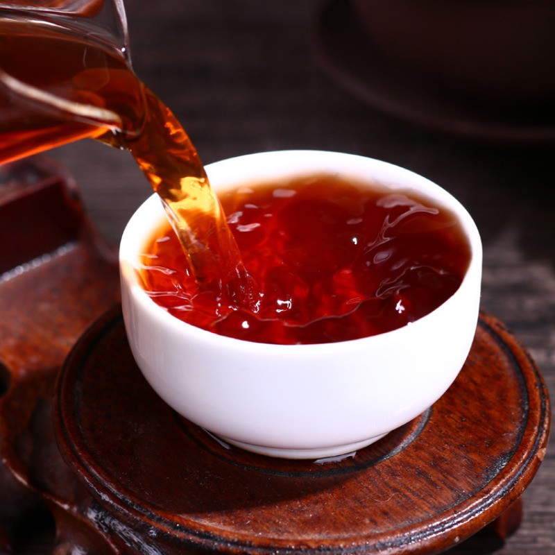200g 2014 Yunnan Menghai High Mountain Pu’er Tea Ripe Tea Cake Tea