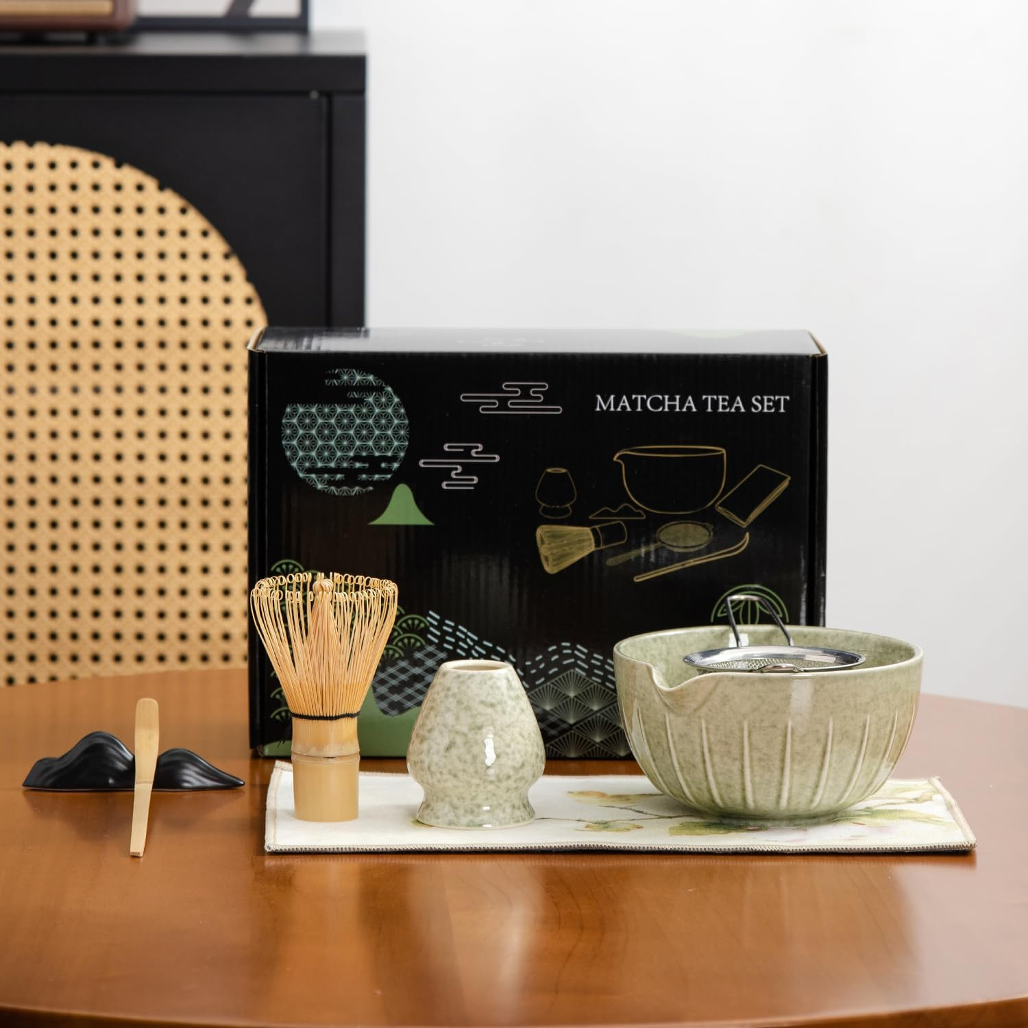 Matcha Whisk Set – 7PCS Matcha Kit ，Matcha Bowl with Spout, Bamboo Whisk
