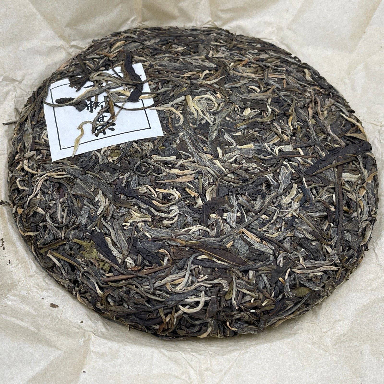 Pu-Erh tea 2021 SHENG JIA YUAN Eighteen Villages of Mengku -Dong Lai 357g Raw