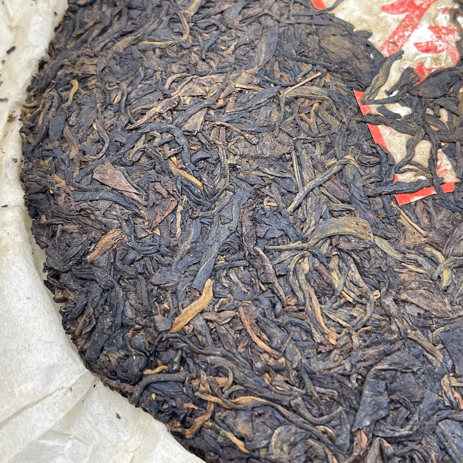 Pu-Erh tea,2002,Yunnan Gaoligong Mountain Wild Cake Tea,357g,Raw