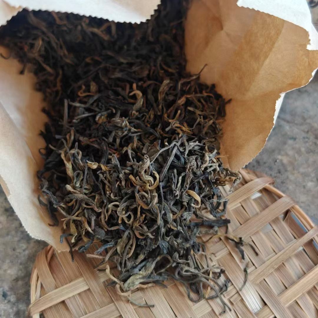 1990s Jiangcheng Pu-erh Tea 300g | Aged Wild Camphor Aroma Ancient Tree Basket