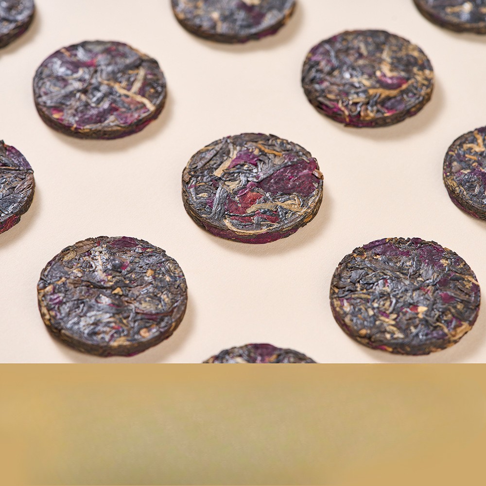500g Rose Black Tea Naked Cake Yunnan Compressed Tea Flower Tea Pu Erh Tea