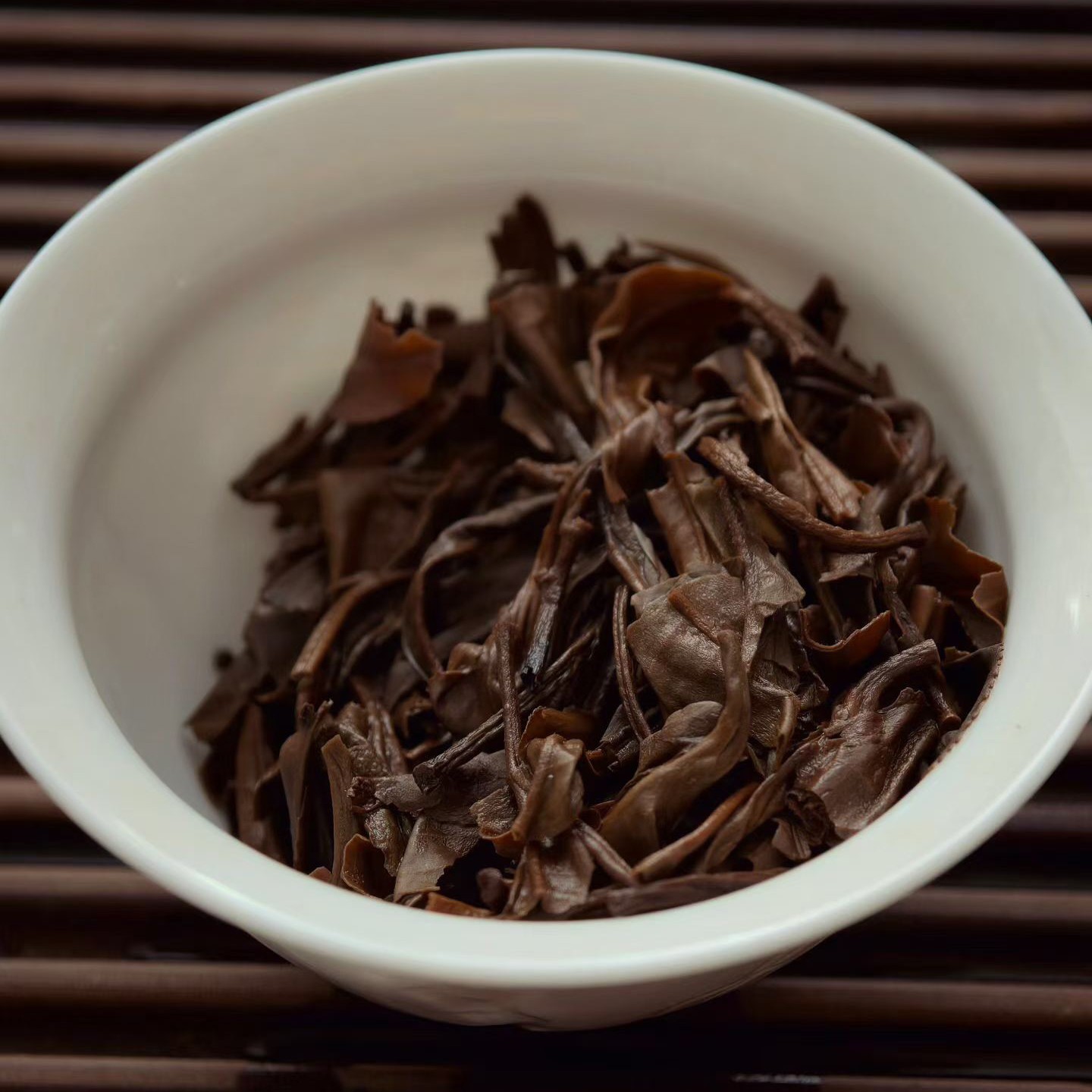 1980s Chen Yun Hao Yiwu Big Tree Raw Pu-erh Tea Cake 357g