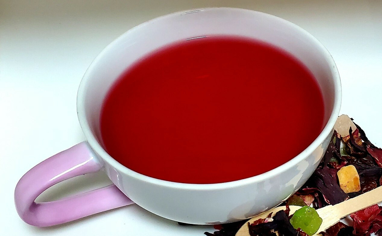 Tasty Hibiscus Fruit Tea, Rosehip, Dried Fruits (Free Wooden Spoon & 5 Tea Bags)