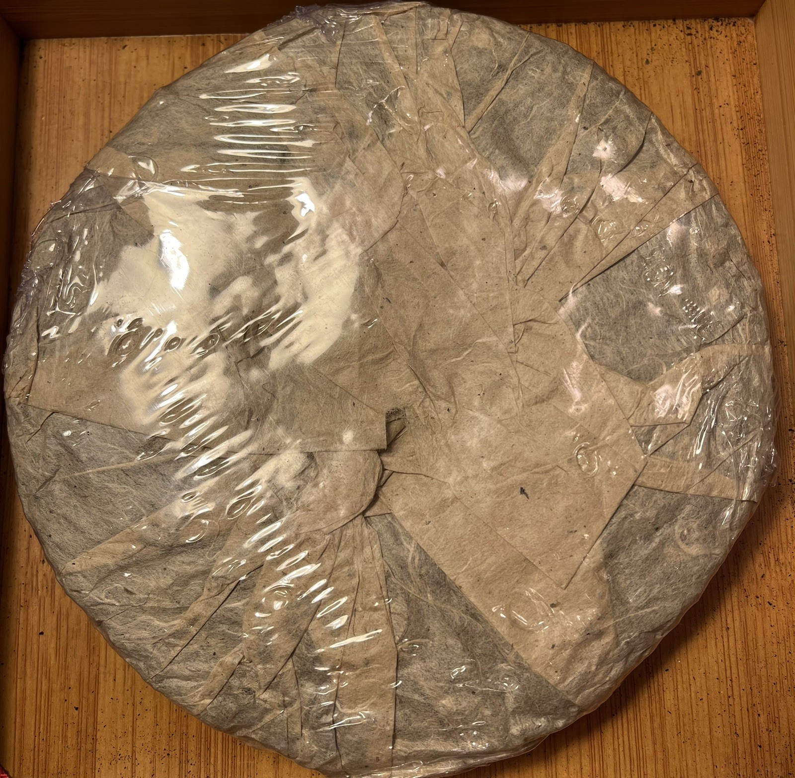 1999 Yunnan Yiwu Liu Baoxiu Tong-Qing-Hao Aged Raw Puerh Tea 357g 廿七年陈易武同庆号老生普洱茶