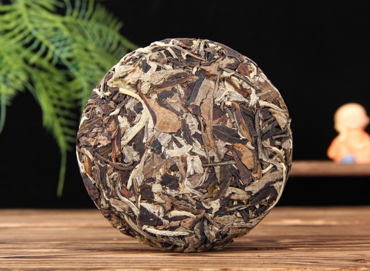 Yunnan Yue Guan Bai Puer MoonLight 100g Yunnan White Tea Buds Raw Ancient Tree