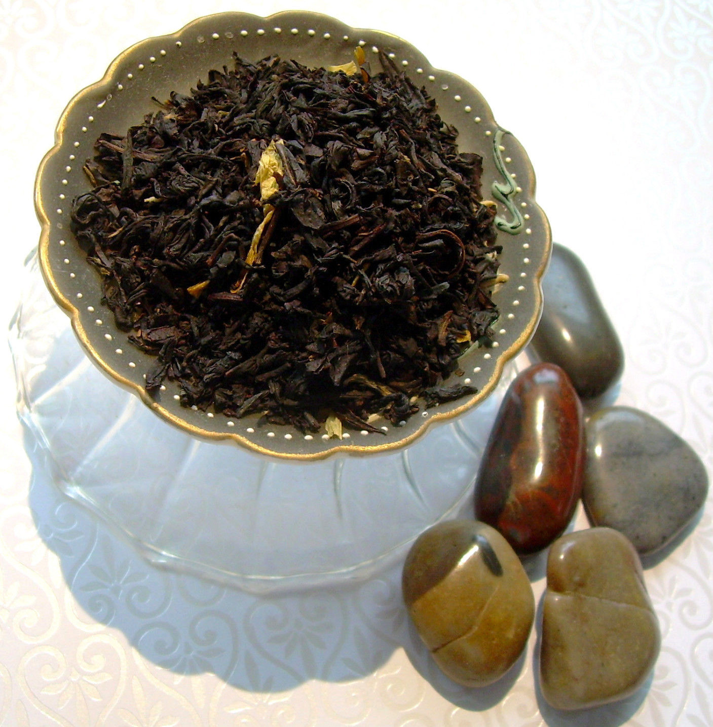 Mango Flavored Loose Leaf Aged Asian Black Tea Blend Pure & Naturally Flavored