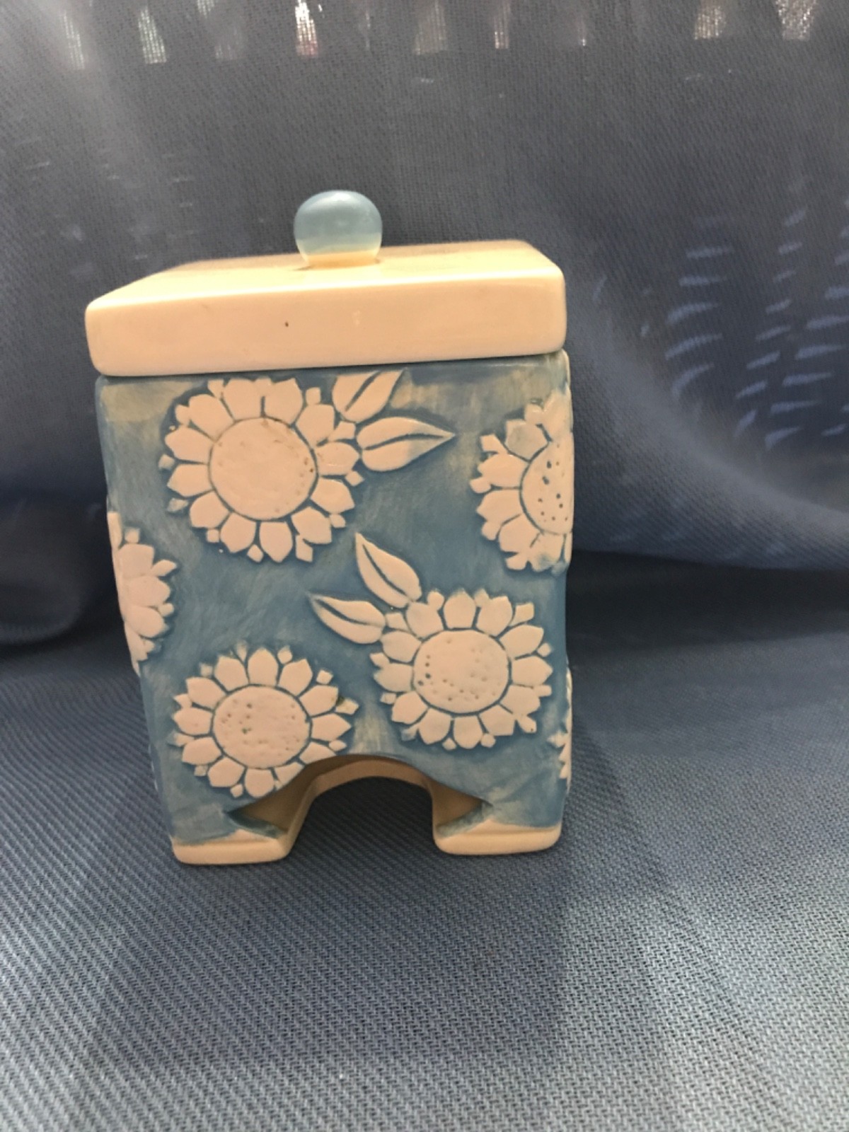 Tea bag dispensor