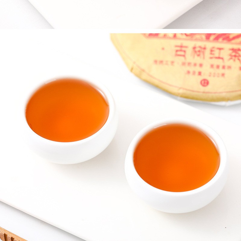 200g Yunnan Tea Tree King Premium Black Tea 2023 Ancient Tree Dianhong Tea Cake
