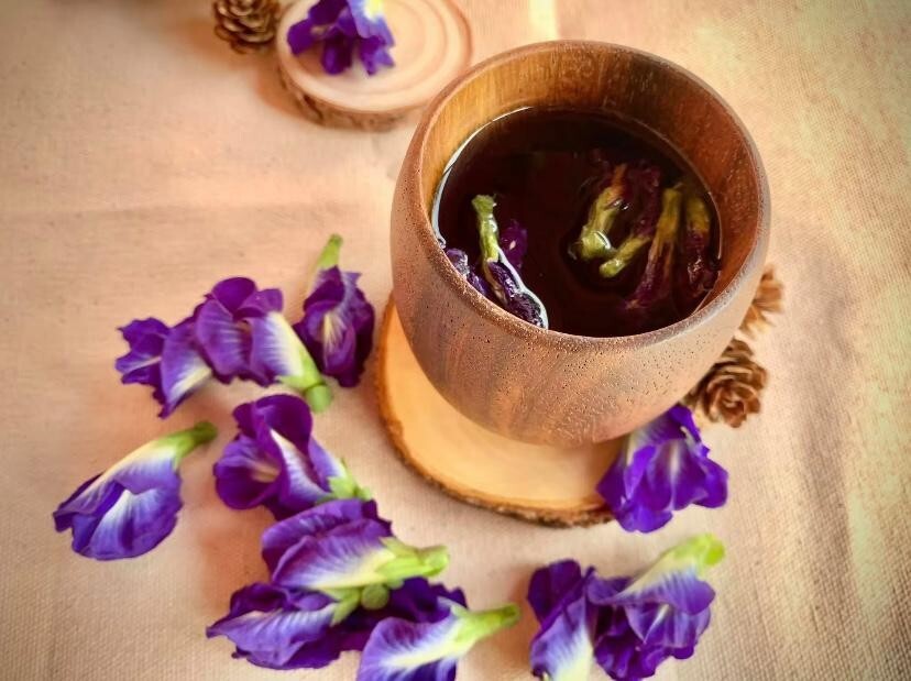 Blue Tea Butterfly Pea Flower Clitoria Ternatea Herbal Tea/ Blue Drink / NON_GMO
