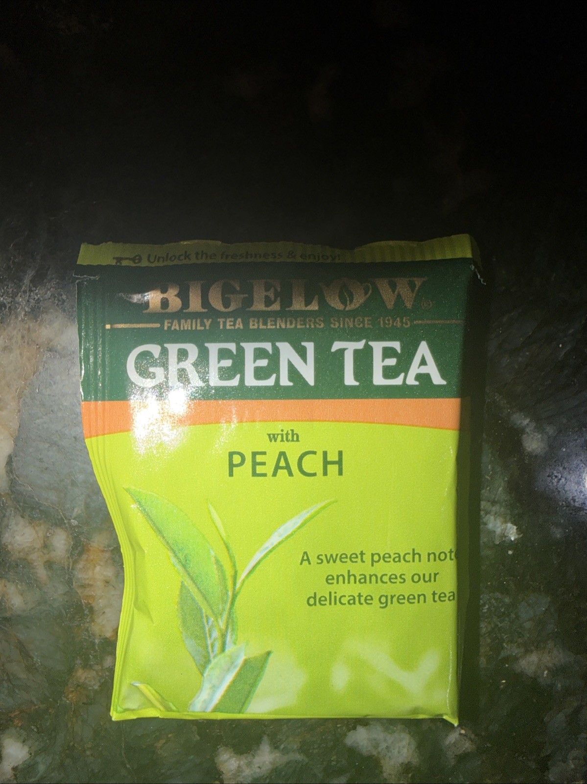 Bigelow Green Tea with Peach 20 ea (Pack of 2)
