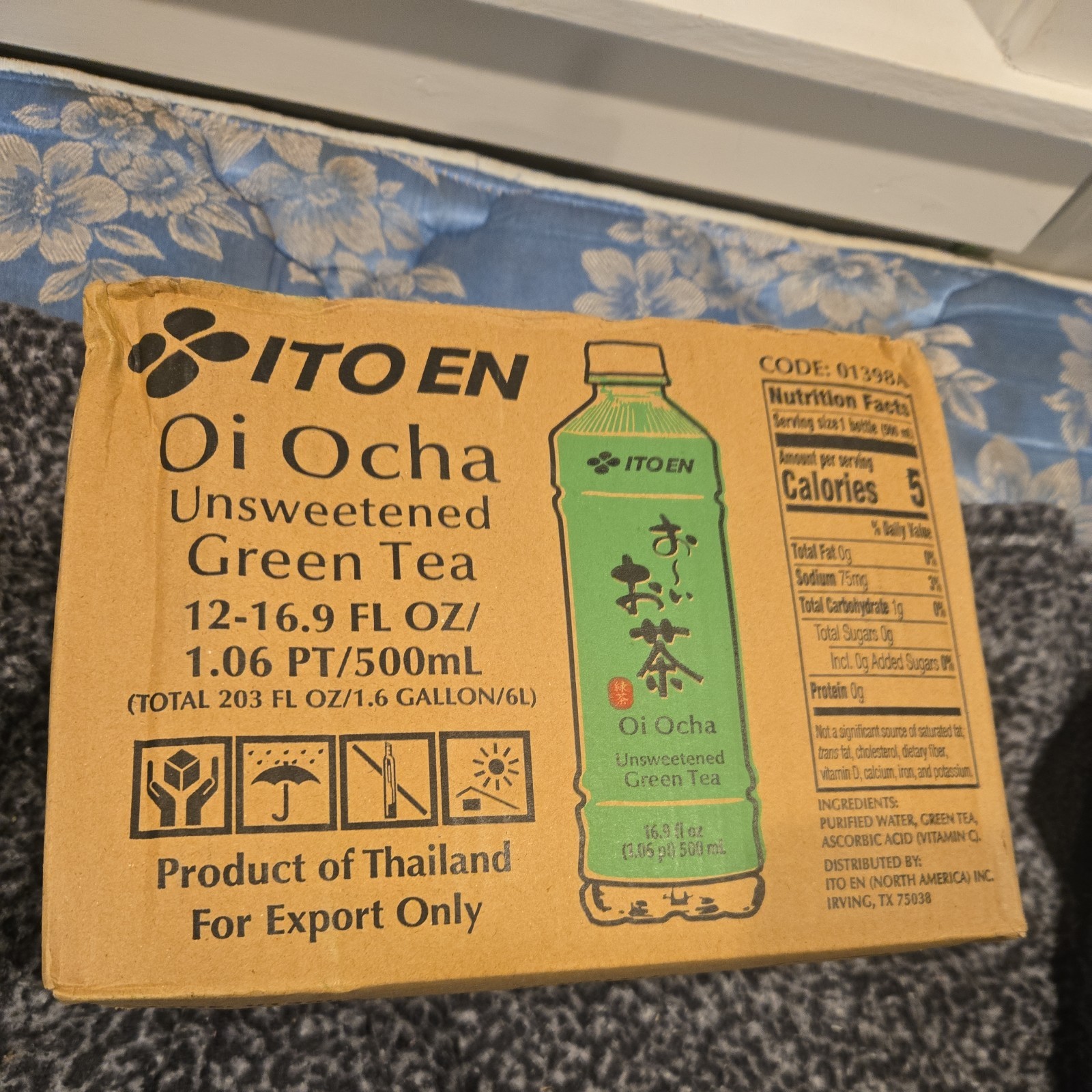 Ito En Tea Oi Ocha Green Tea Unsweetened 16.9 Ounce Pack of 12