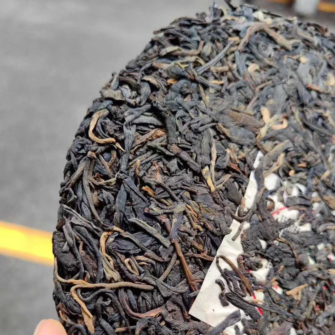 2003 Aged Raw Pu-erh Tea Cake (357g) – Premium Jingmai Ancient Tree