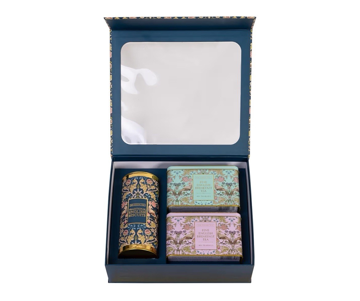 New English Teas Fine English Breakfast Tea & Biscuits Gift Set | British Pantry