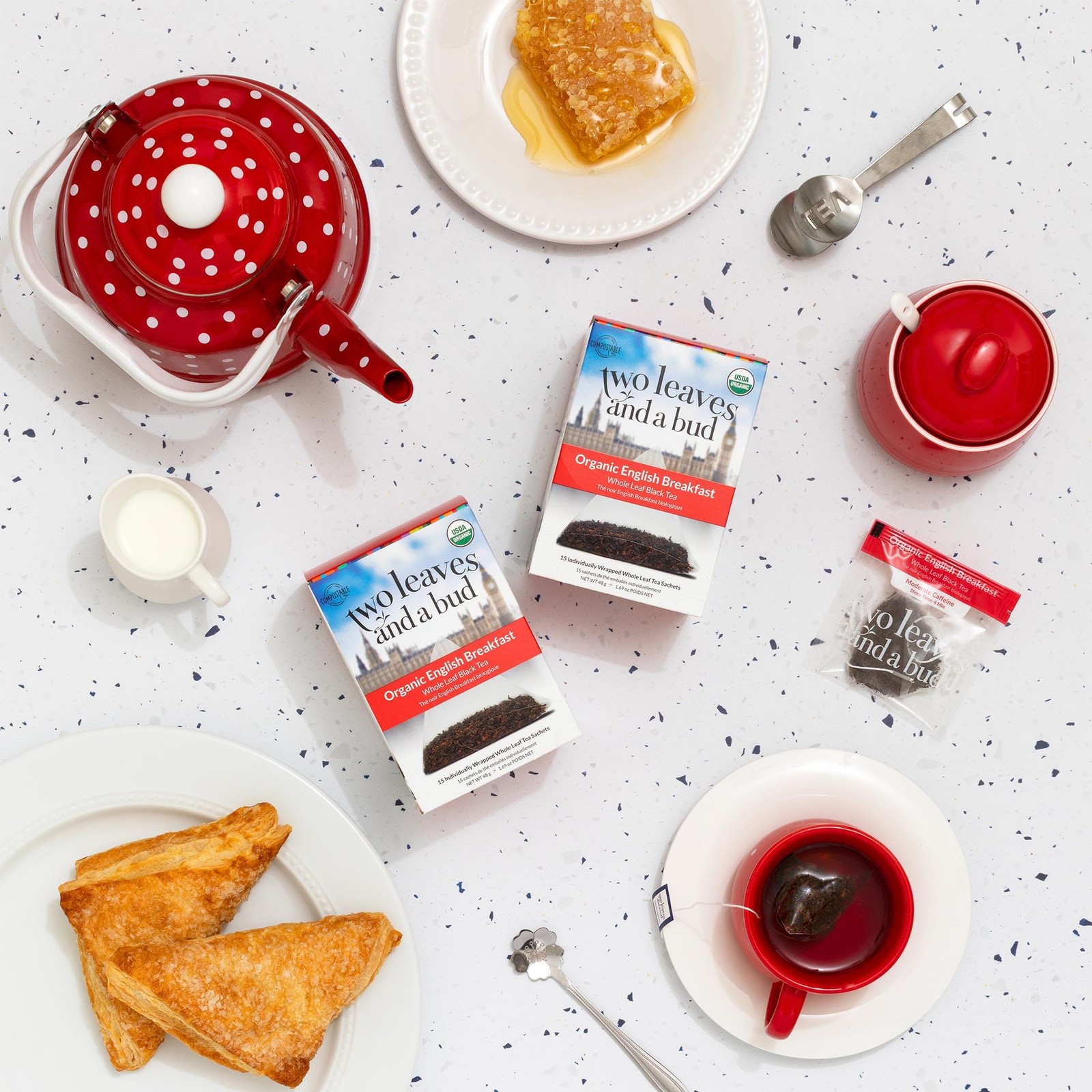 Two Leaves and a Bud Organic English Breakfast Tea Bags, Caffeinated Whole Le…