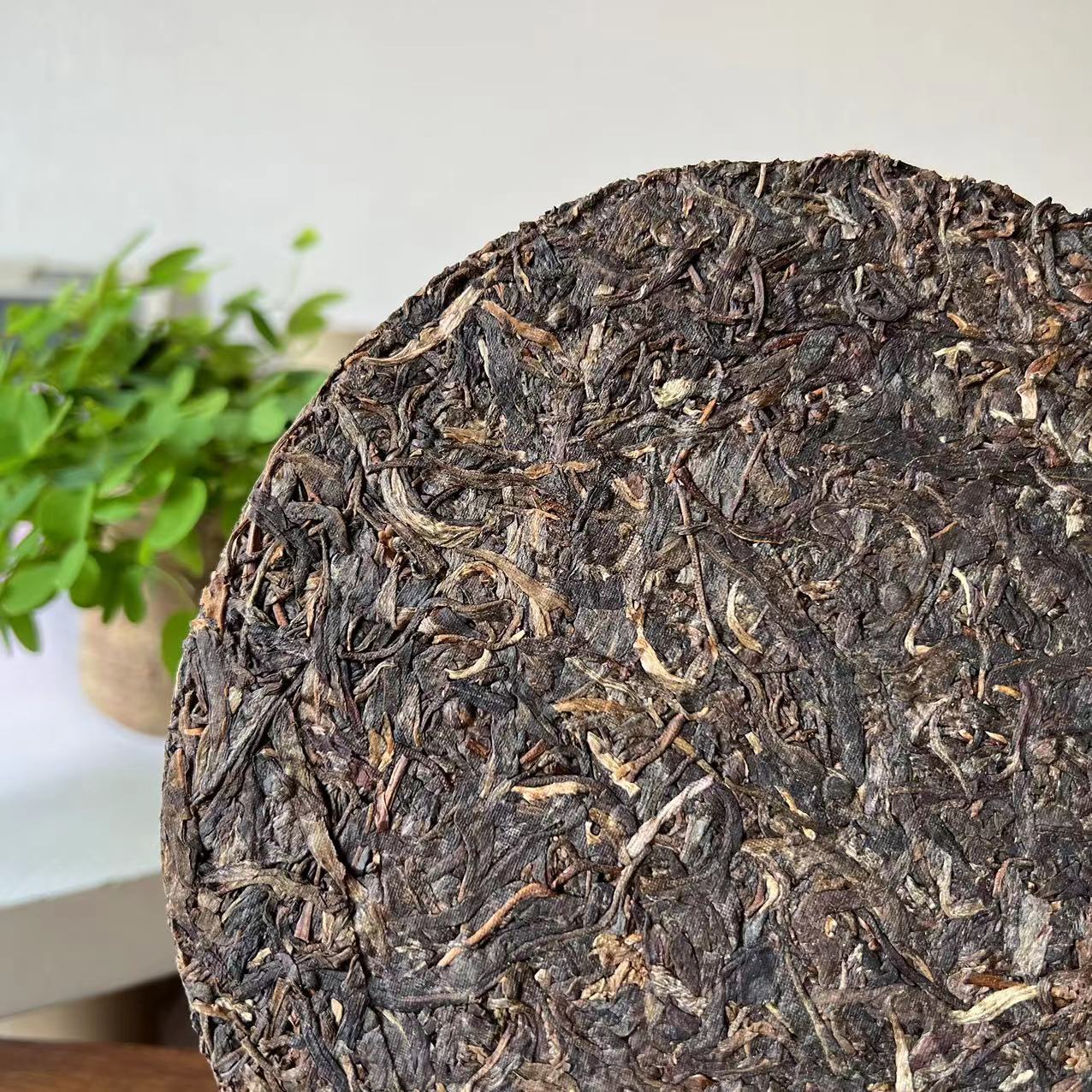 2013 Yunnan Tulin Phoenix Nanjian Tea 704 Premium Puer Pu Erh Pu’er Raw 357g
