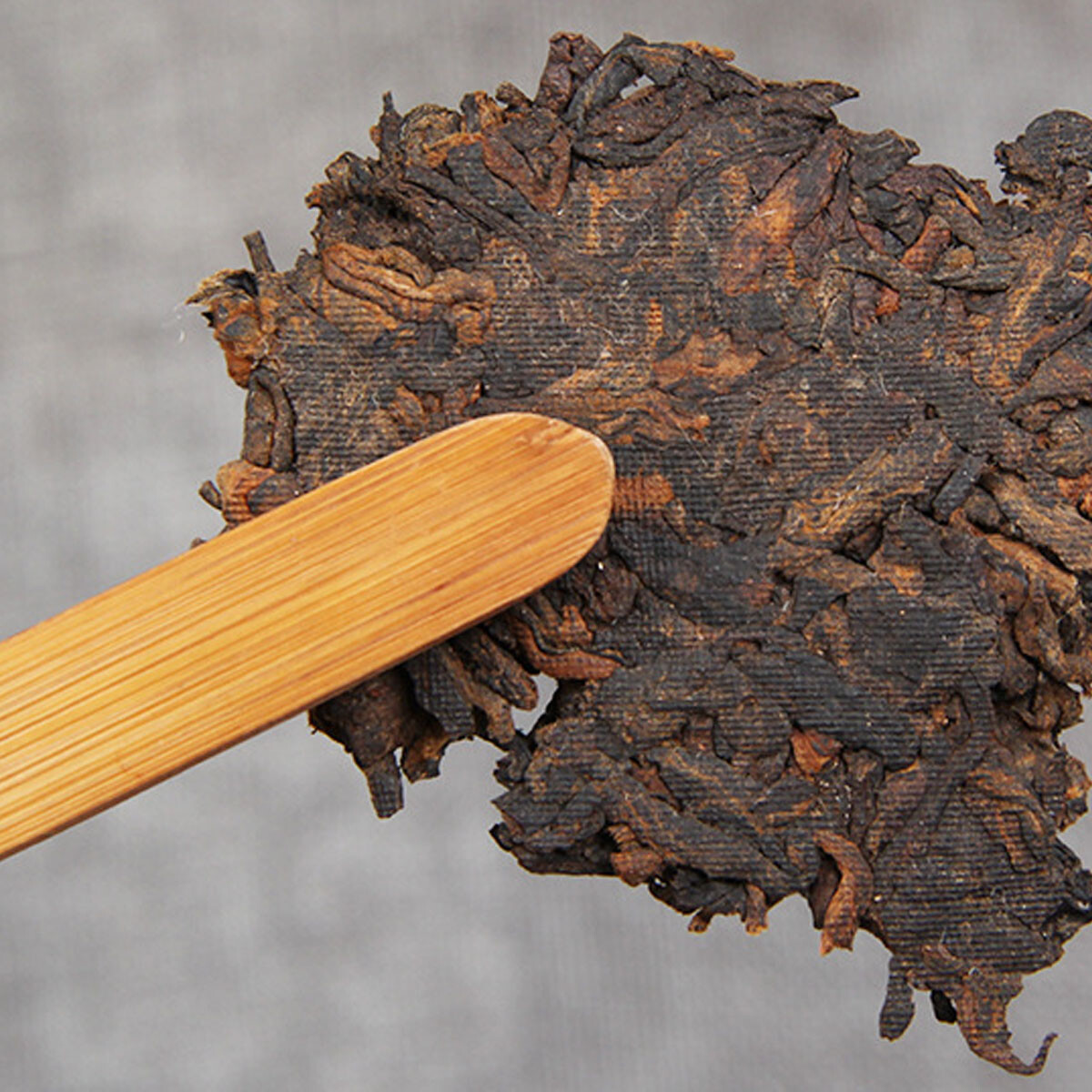 Cooked Puerh Tea Ripe Tea Black Tea Cake Old Trees Pu er Tea Brown Mountain 357g