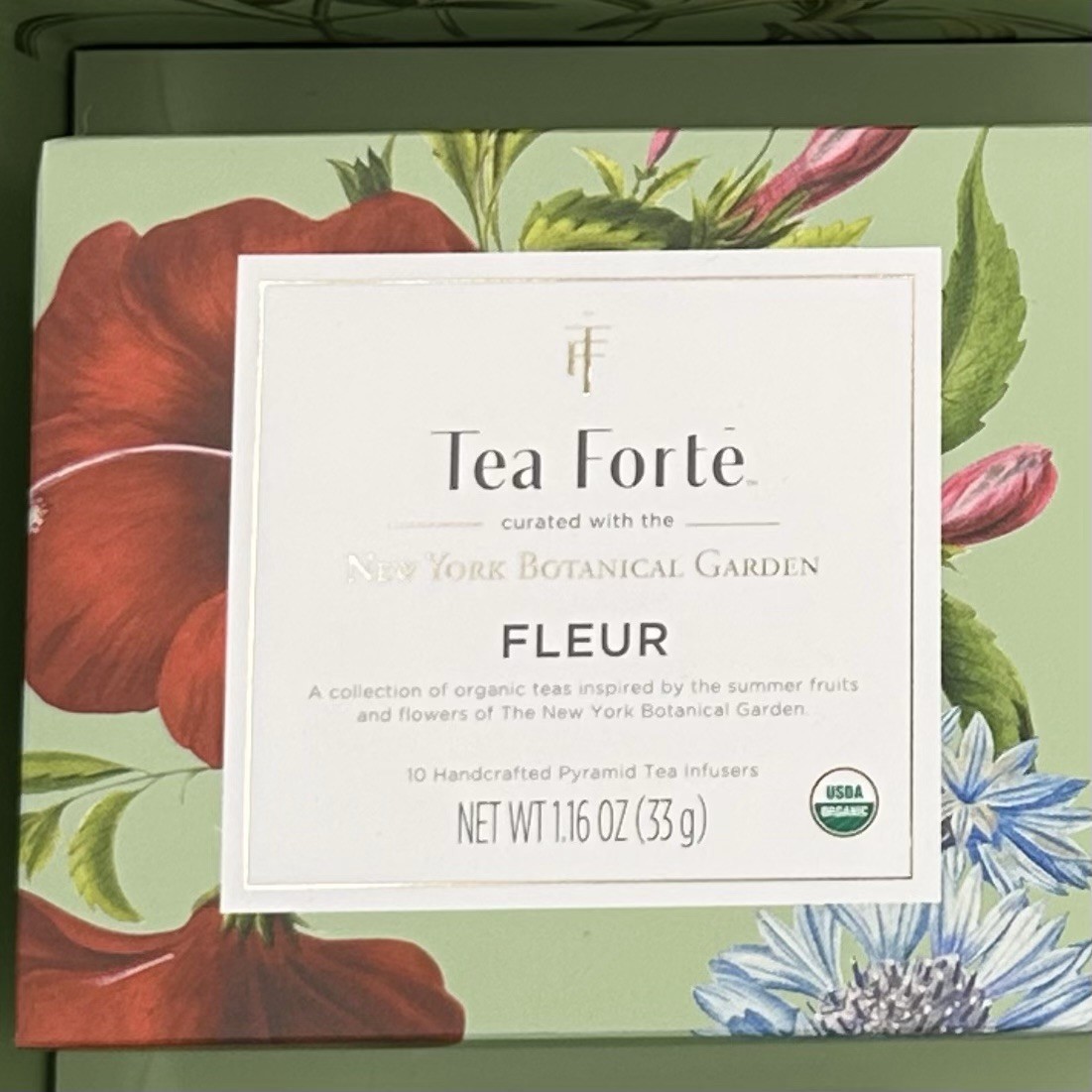 Tea Forte Fleur Gift Set with Cafe Cup Tea Tray and 10 Handcrafted Tea Infusers