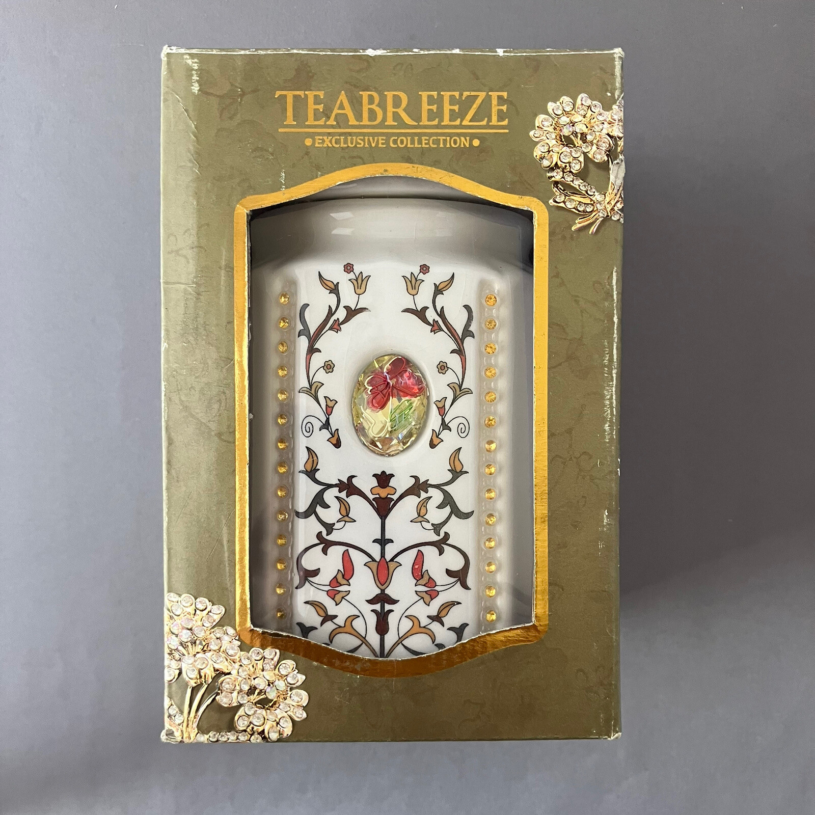 Teabreeze Organic Loose Tea with Collectible and decorative Ceramic Jar