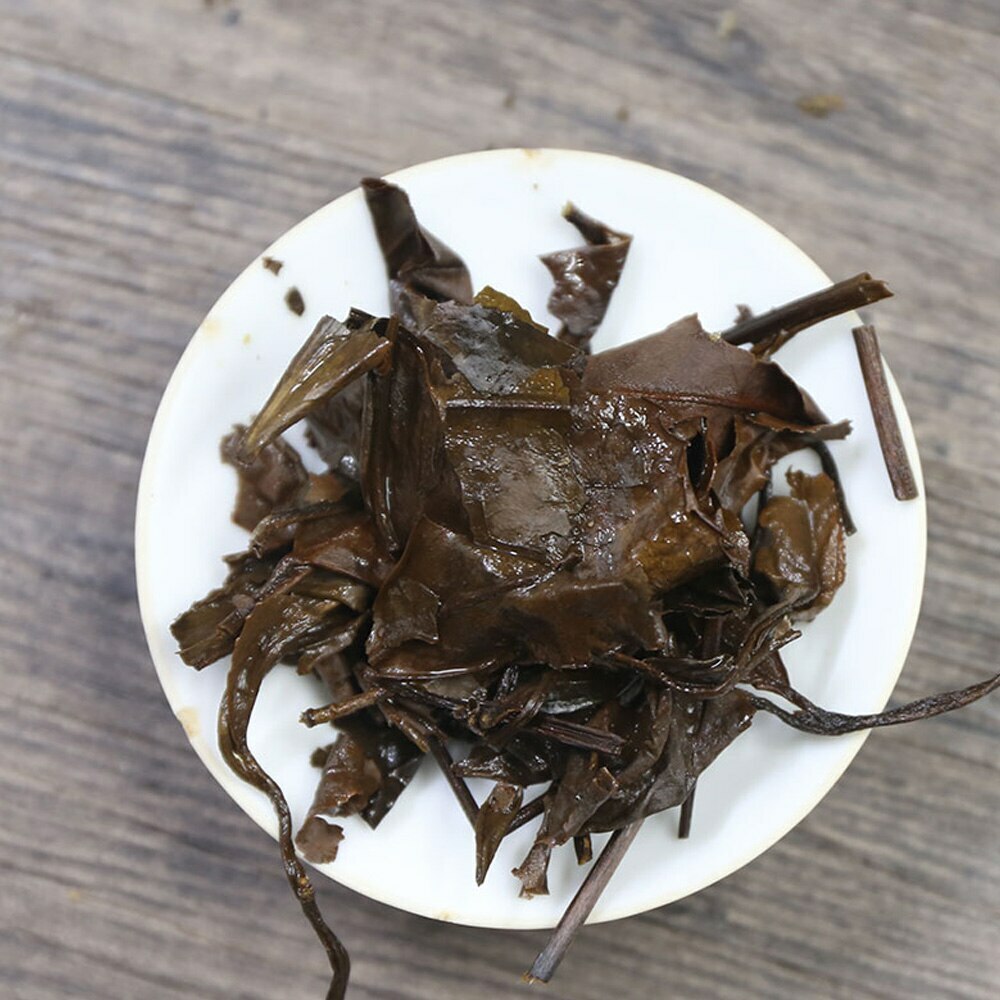 HelloYoung Bai Cha 340g Ancient Tree Shou Mei White Tea Cake Calming Daily