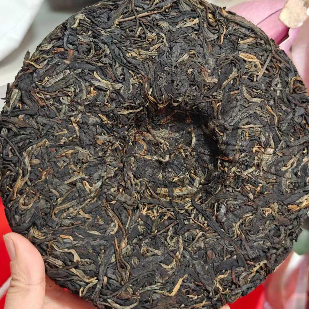 2009 Vintage Yiwu Manzhuan Ancient Tree Raw Puerh Tea Cake, Tongsheng Hao 357g