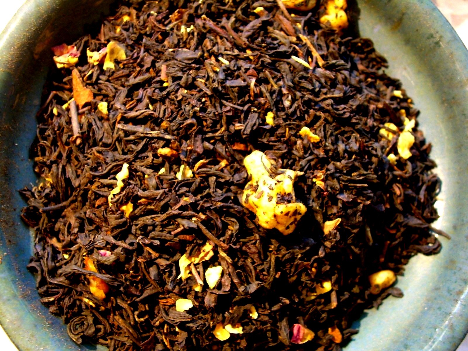 Orange Apple & Cinnamon Winter Blend Bella Coola Fruited Black Leaf Tea