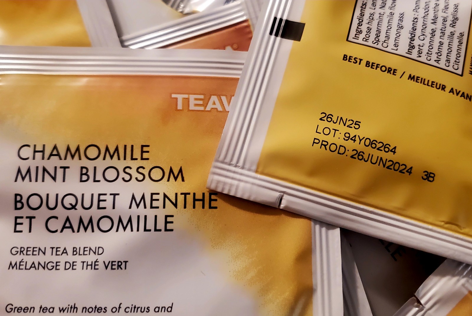 STARBUCKS TEAVANA 10 CHAMOMILE MINT BLOSSOM SACHETS JADE CITRUS & PEACH TEA 2025