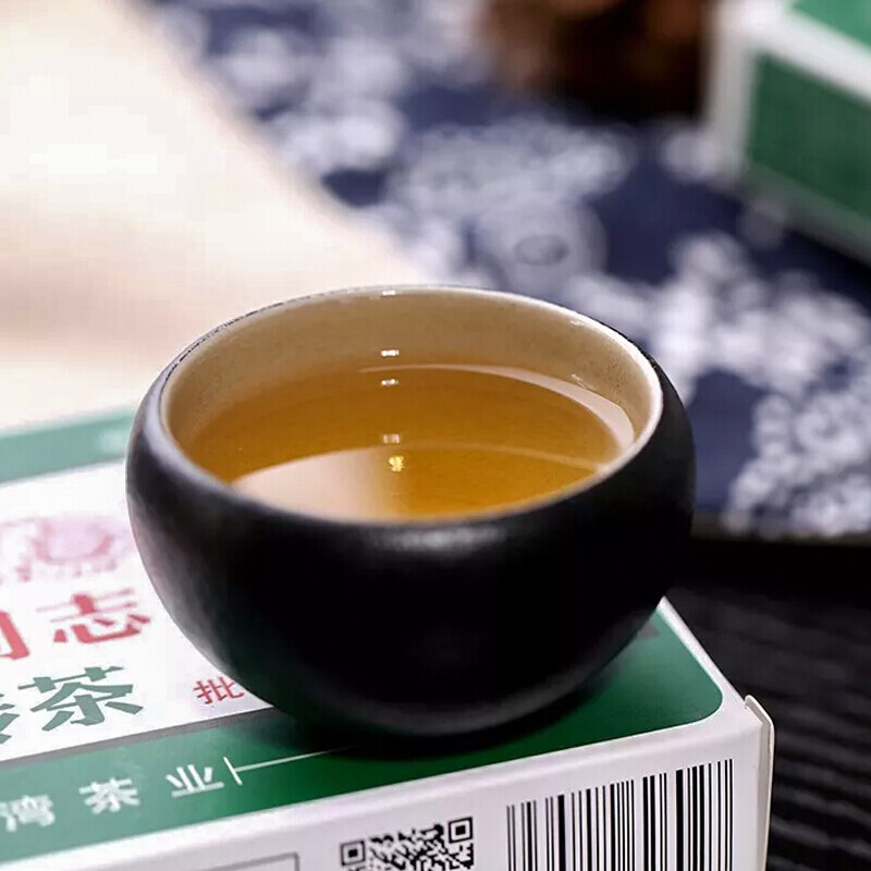 2018 Haiwan 9968 Old Comradesk Pu-erh Tea Puer Brick Raw Shen Lao Tong Zhi 250g