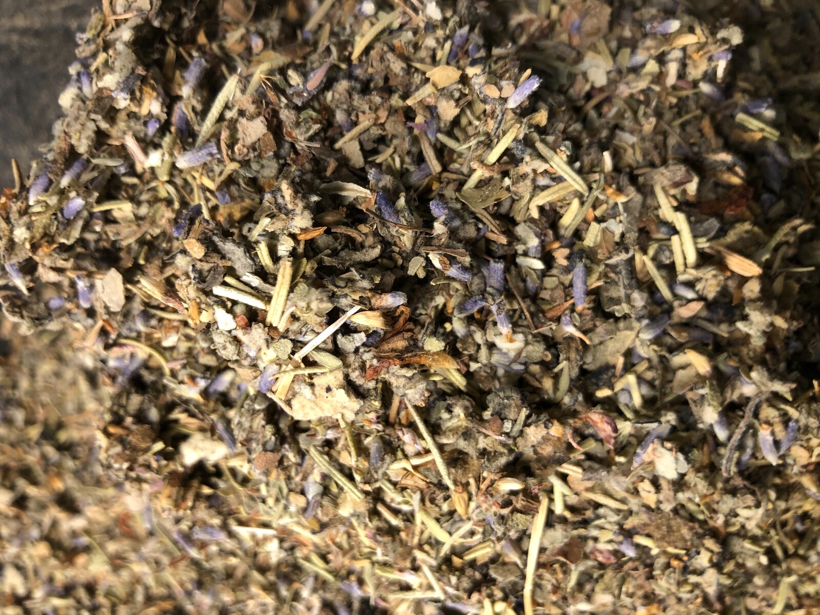 No.27 Mix – Coltsfoot Red Clover Rosemary Thyme Lavender Mullein Leaf -4 ounce’s