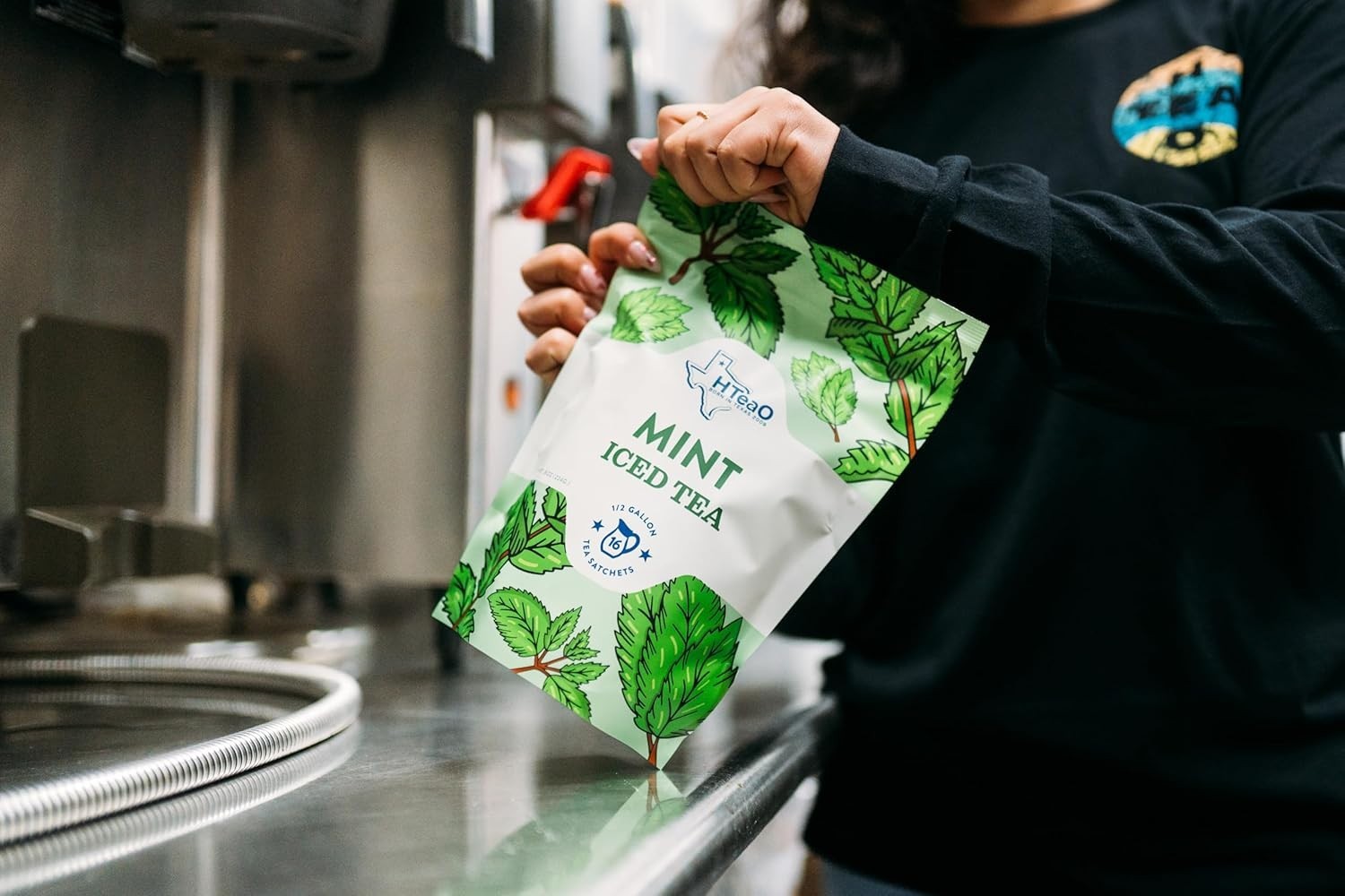 Mint Black Tea Packets – Brew 8 Gallons of Refreshing Iced Tea in 5 Minutes