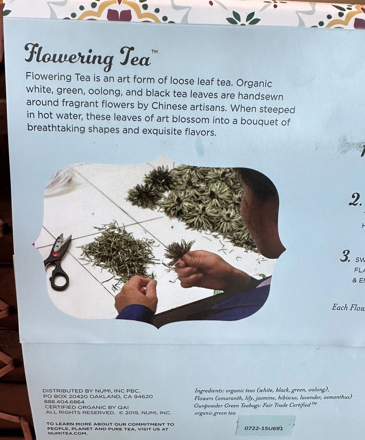Numi Organic Flowering Tea Gift Set with Glass Teapot – 6 Tea Blossoms