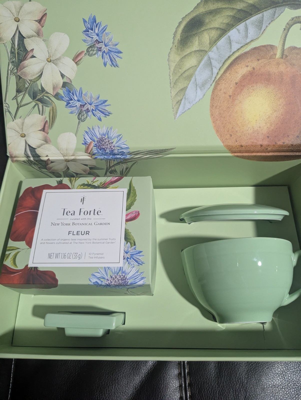 Tea Forté Fleur gift set, a limited-edition collection curated in collaborative