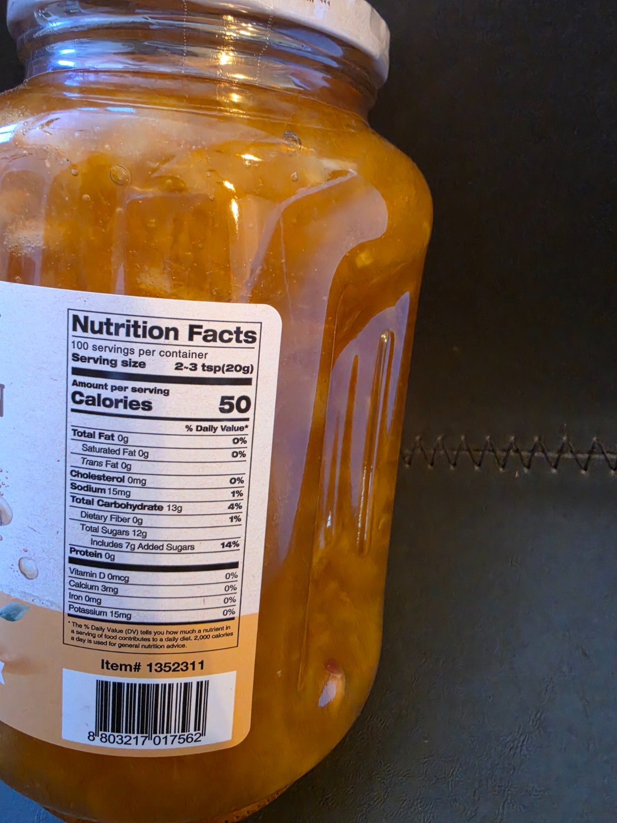 1 JAR VONBEE HONEY CITRON & GINGER TEA 4.4 Lb