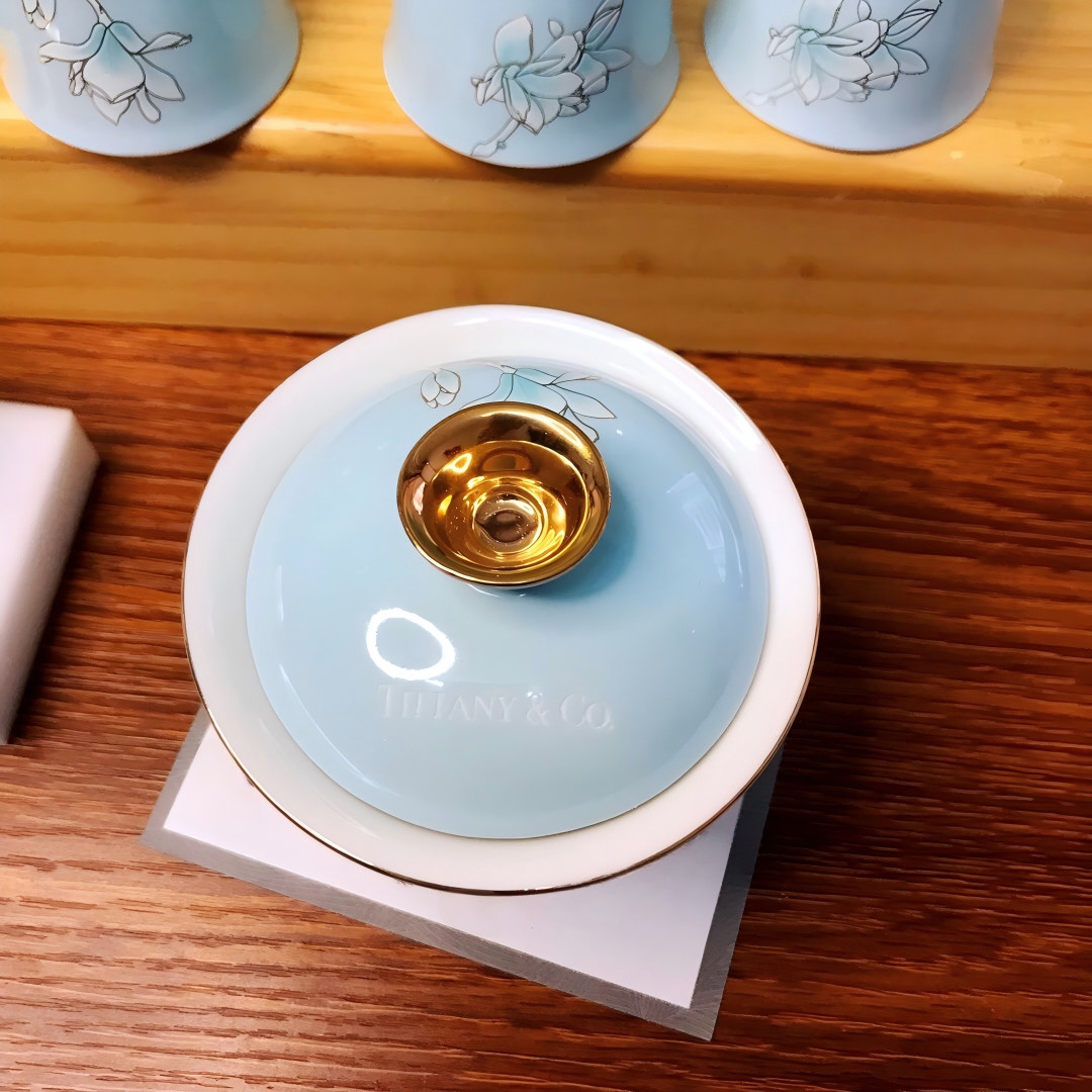 Tiffany 23-Piece Tea Set in High-Quality Leather Case