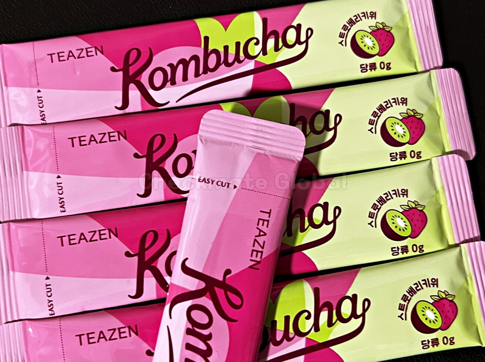TEAZEN Kombucha Strawberry Kiwi 30 Sticks | Sugar-Free Prebiotic